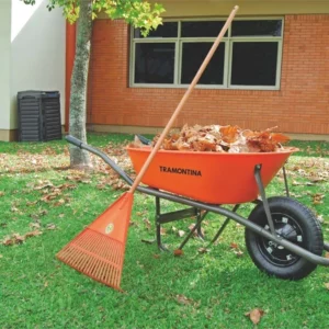 Vassoura em Plástico para Jardim com 22 Dentes e Cabo de Madeira 120cm Natural - Imagem 3